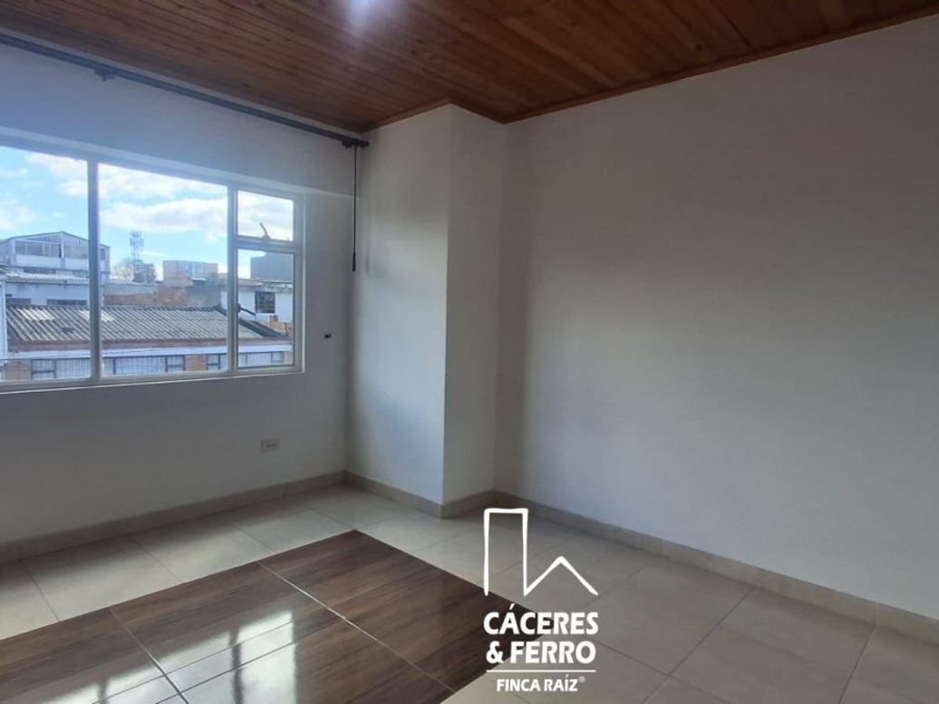 Casa de 12 alcobas en venta en La Soledad Norte, Bogotá, 340 m² · foto 16 de 20