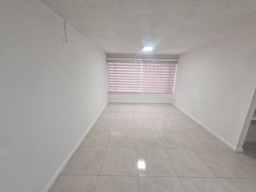 Apartamento de 3 alcobas en arriendo en Metropolis, Bogotá, 74 m² · foto 3 de 20