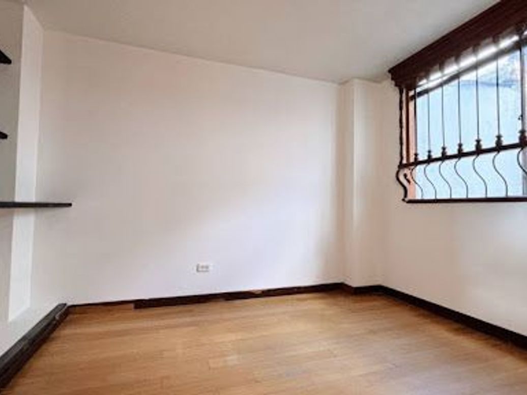 Apartamento de 3 alcobas en venta en La Macarena, Bogotá, 98 m² · foto 10 de 20