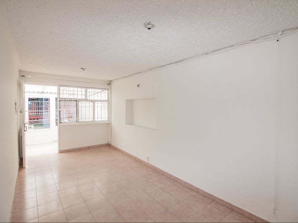 Apartamento de 3 alcobas en arriendo en Floralia I Sector, Bogotá, 80 m² · foto 2 de 17