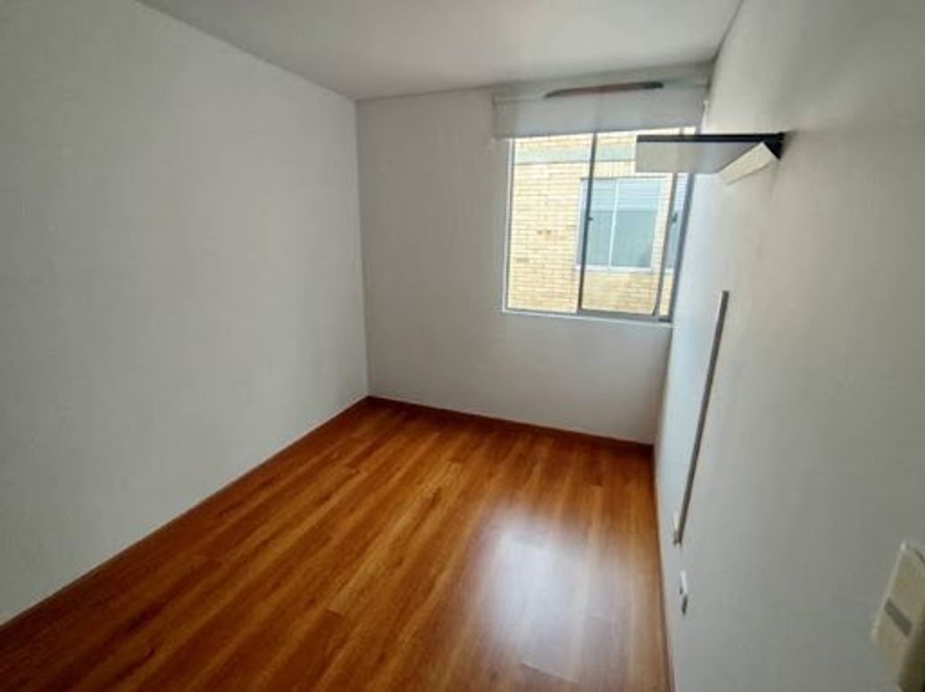 Apartamento de 3 alcobas en venta en Alcaparros, Bogotá, 60 m² · foto 5 de 20