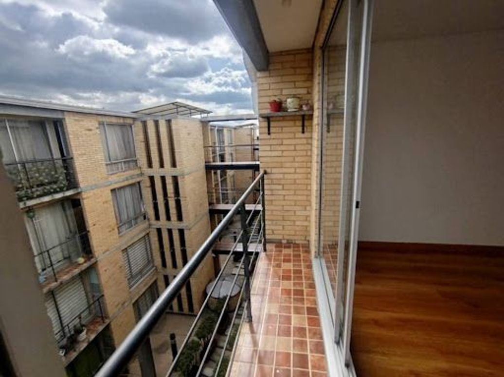 Apartamento de 3 alcobas en venta en Alcaparros, Bogotá, 60 m² · foto 14 de 20