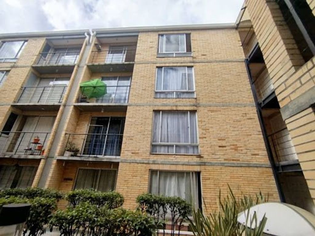 Apartamento de 3 alcobas en venta en Alcaparros, Bogotá, 60 m² · foto 16 de 20