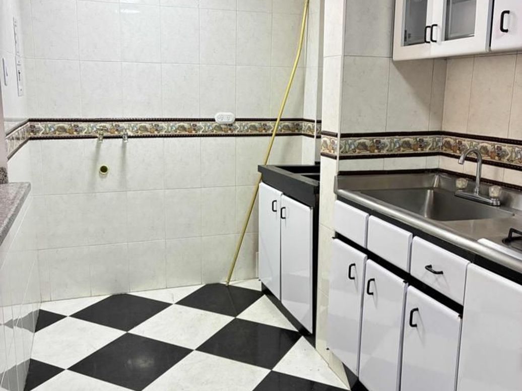 Apartamento de 2 alcobas en venta en Las Nieves, Bogotá, 74 m² · foto 7 de 20