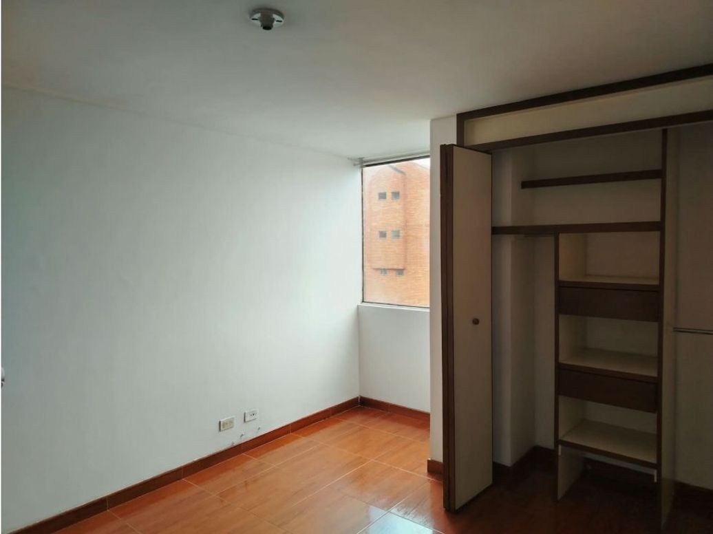 Apartamento de 3 alcobas en venta en Mirandela, Bogotá, 72 m² · foto 6 de 15