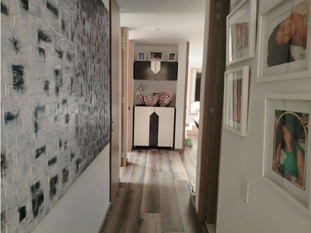 Apartamento de 3 alcobas en venta en Mazurén, Bogotá, 105 m² · foto 4 de 17