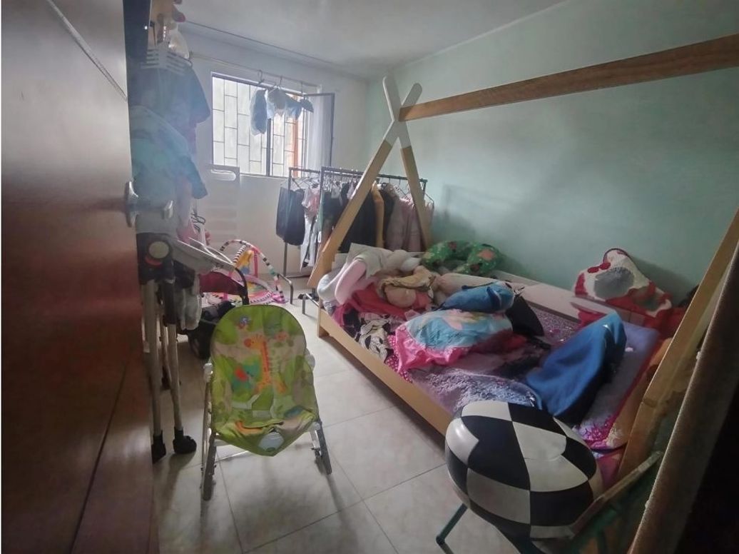 Casa de 12 alcobas en venta en Ciudad Jardín Norte, Bogotá, 560 m² · foto 19 de 20