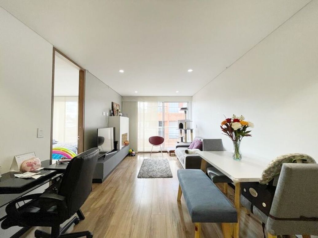 Apartamento de 1 alcoba en venta en San Patricio, Bogotá, 54 m² · foto 4 de 7