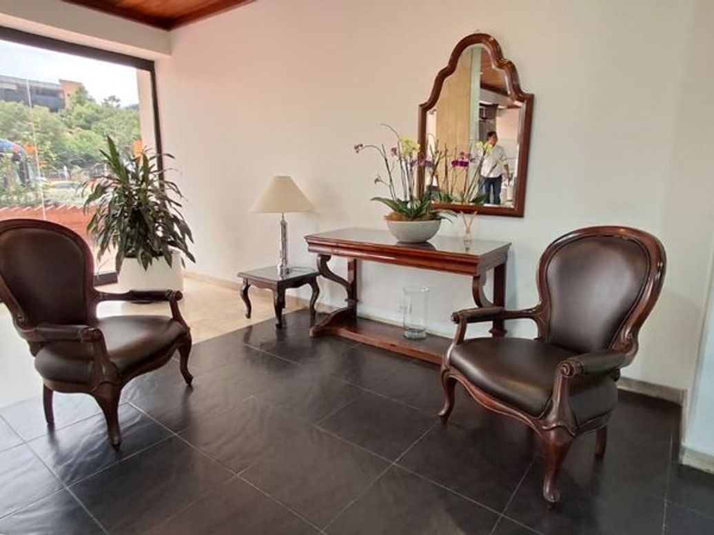 Apartamento de 3 alcobas en venta en Chico Norte Et. Ii, Bogotá, 118 m² · foto 4 de 20