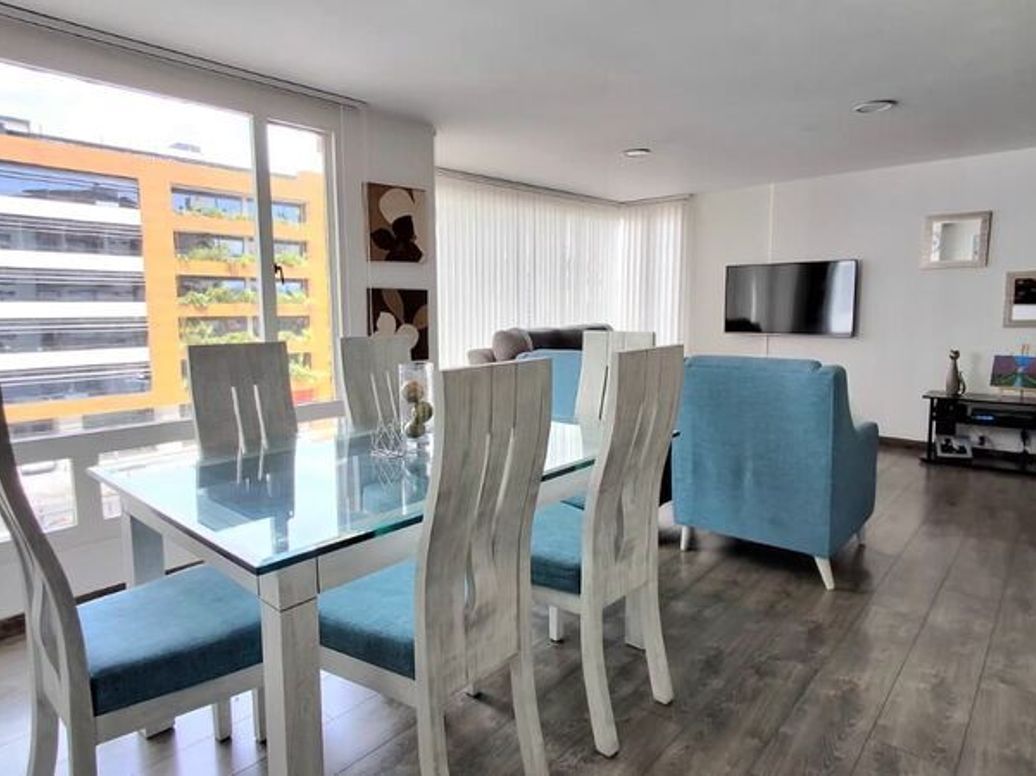 Apartamento de 3 alcobas en venta en Chico Norte Et. Ii, Bogotá, 118 m² · foto 2 de 20