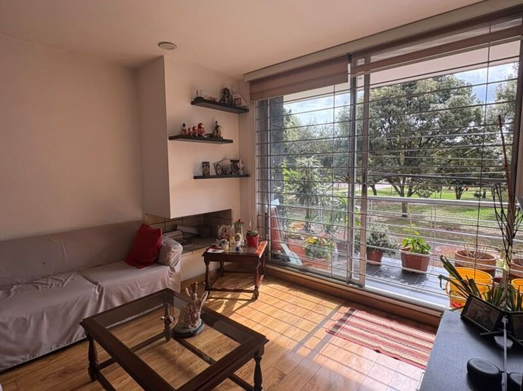 Apartamento de 3 alcobas en venta en Campin Occidental, Bogotá, 91 m² · foto 5 de 20