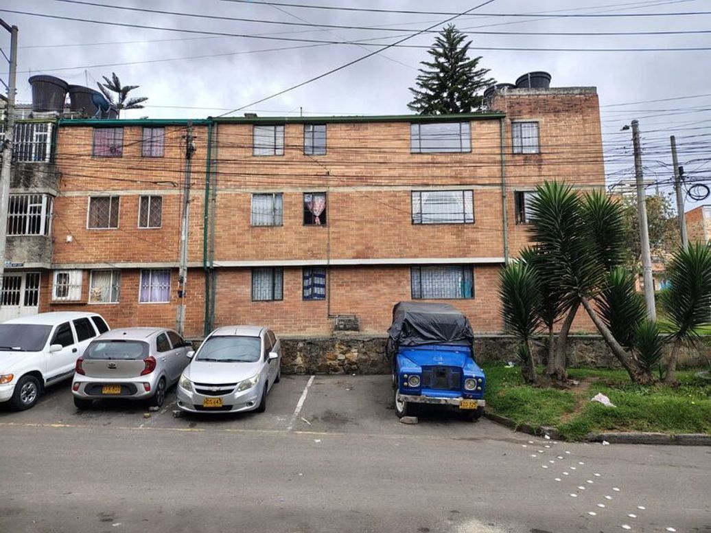 Apartamento de 3 alcobas en venta en Desarrollo Puerto Rico, Bogotá, 68 m² · foto 3 de 20