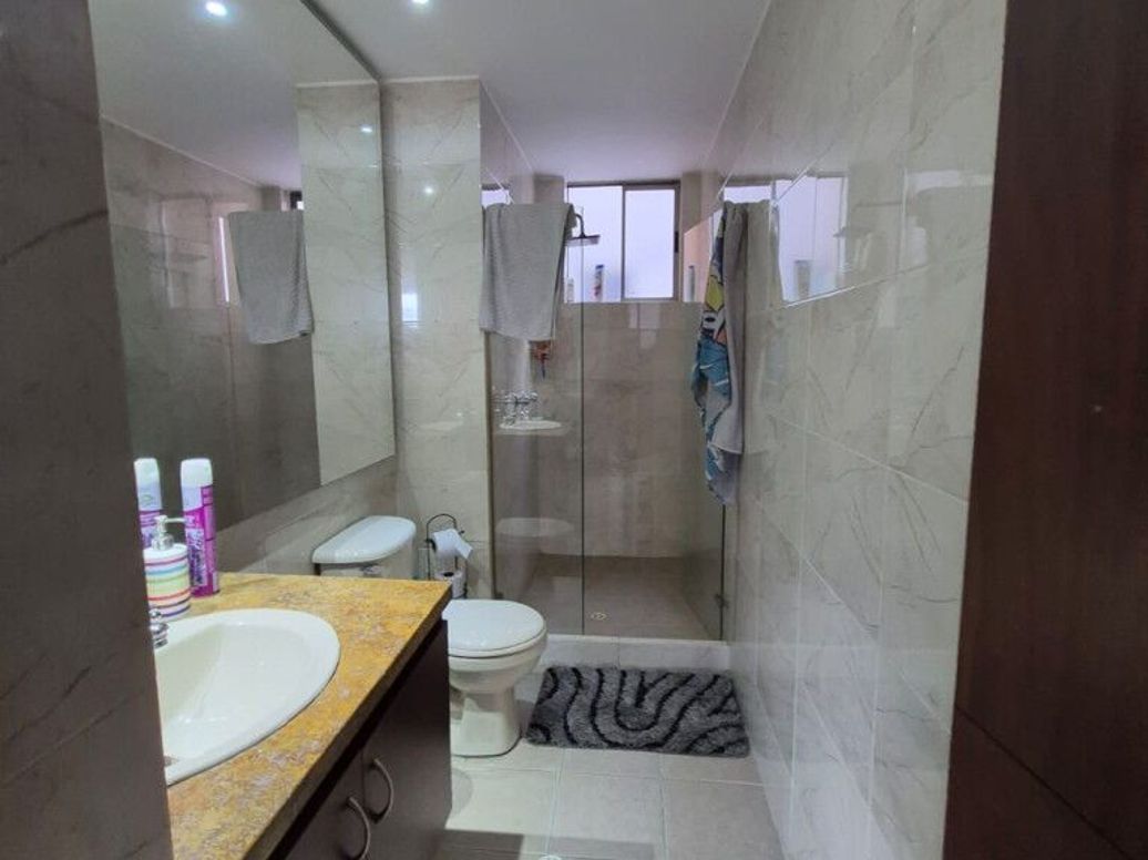 Apartamento de 4 alcobas en venta en Ub. El Dorado, Bogotá, 127 m² · foto 14 de 20