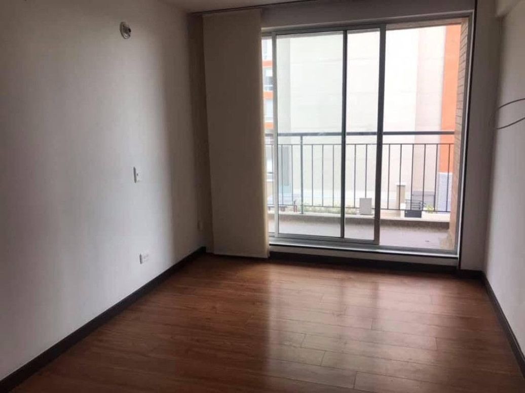 Apartamento de 1 alcoba en venta en Santa Teresa, Bogotá, 50 m² · foto 2 de 20
