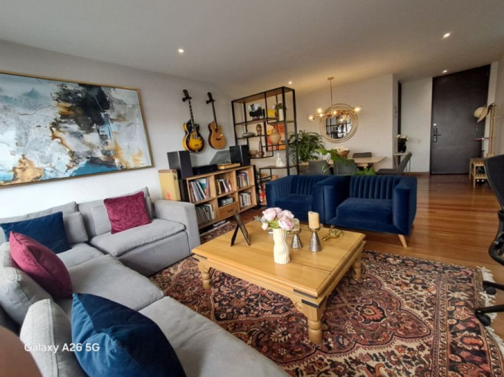 Apartamento de 2 alcobas en venta en Chico Norte Et. Ii, Bogotá, 104 m² · foto 3 de 18