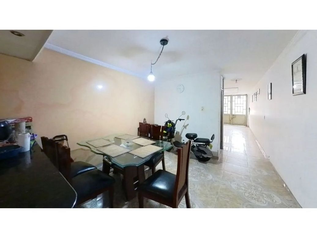 Casa de 4 alcobas en venta en Engativá, Bogotá, 131 m² · foto 3 de 10
