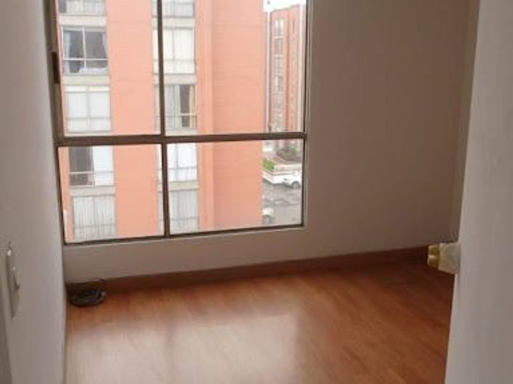 Apartamento de 3 alcobas en venta en Santa Cecilia Modelia, Bogotá, 61 m² · foto 13 de 20