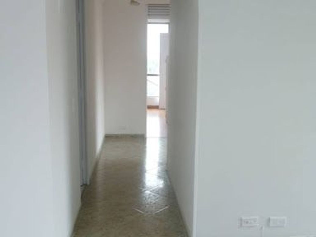 Apartamento de 3 alcobas en venta en Santa Cecilia Modelia, Bogotá, 61 m² · foto 8 de 20