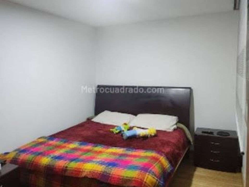 Apartaestudio en venta en La Macarena, Bogotá, 33 m² · foto 14 de 20