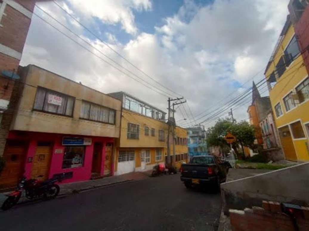 Apartaestudio en venta en La Macarena, Bogotá, 33 m² · foto 3 de 20