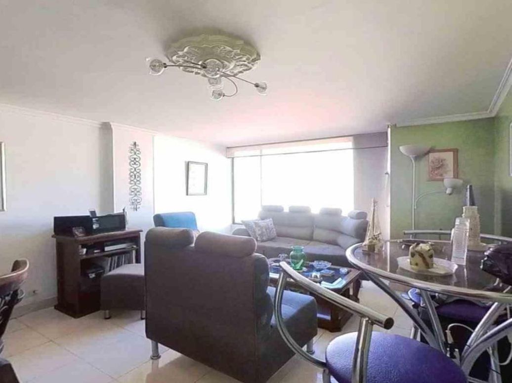 Apartamento de 3 alcobas en venta en Puente Largo, Bogotá, 92 m² · foto 2 de 19
