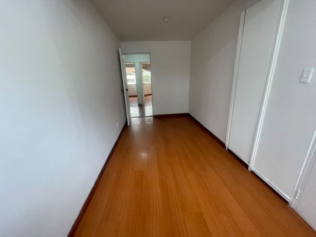Apartamento en arriendo en Mónaco, Bogotá · foto 9 de 17