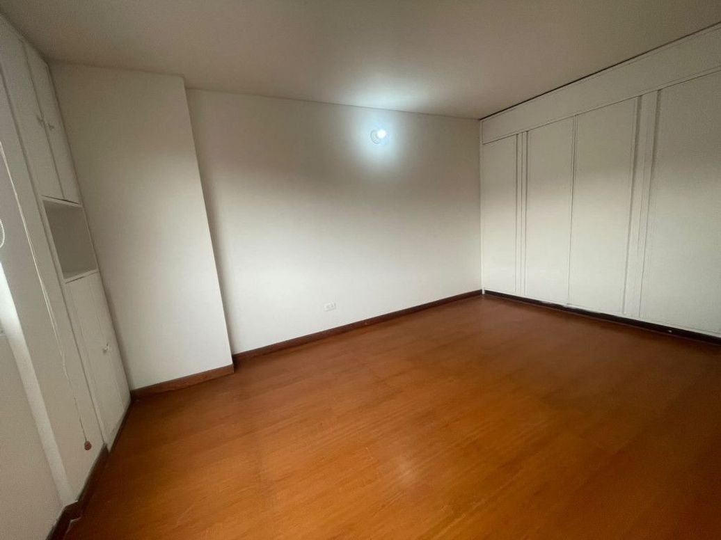 Apartamento en arriendo en Mónaco, Bogotá · foto 11 de 17