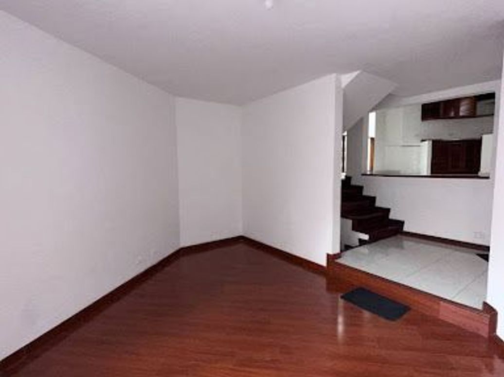 Casa de 3 alcobas en venta en Santa Bibiana, Bogotá, 116 m² · foto 3 de 17
