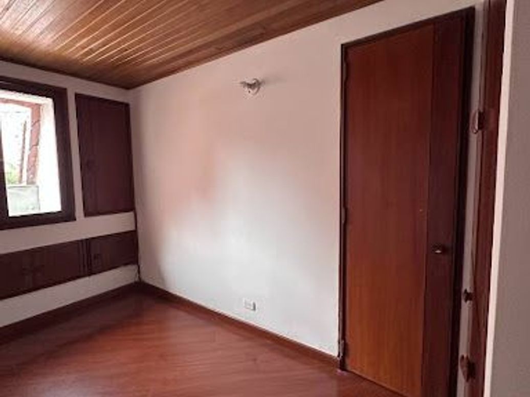 Casa de 3 alcobas en venta en Santa Bibiana, Bogotá, 116 m² · foto 8 de 17