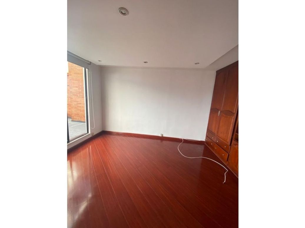 Apartamento de 3 alcobas en venta en Ciudad Salitre Occidental, Bogotá, 147 m² · foto 10 de 18