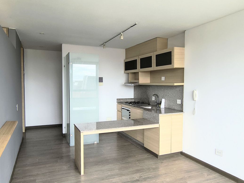 Apartaestudio en venta en La Salle, Bogotá, 45 m² · foto 2 de 9