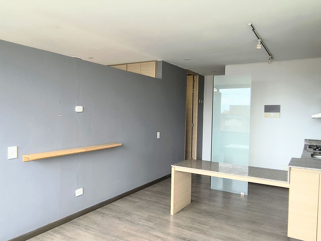 Apartaestudio en venta en La Salle, Bogotá, 45 m² · foto 3 de 9