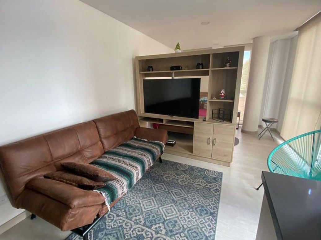 Apartaestudio en arriendo en El Rosario, Bogotá, 35 m² · foto 2 de 8