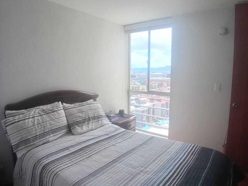 Apartamento de 3 alcobas en venta en Rafael Escamilla, Bogotá, 56 m² · foto 4 de 14