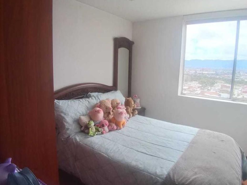 Apartamento de 3 alcobas en venta en Rafael Escamilla, Bogotá, 56 m² · foto 2 de 14