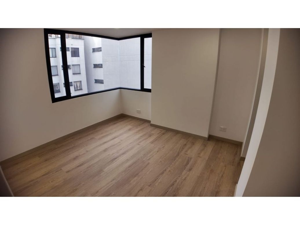 Apartamento en venta en Alhambra, Bogotá · foto 4 de 15
