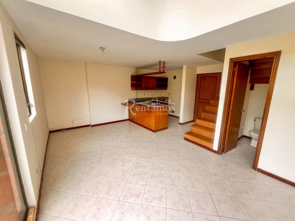 APARTAESTUDIO EN ARRIENDO en Los Naranjos