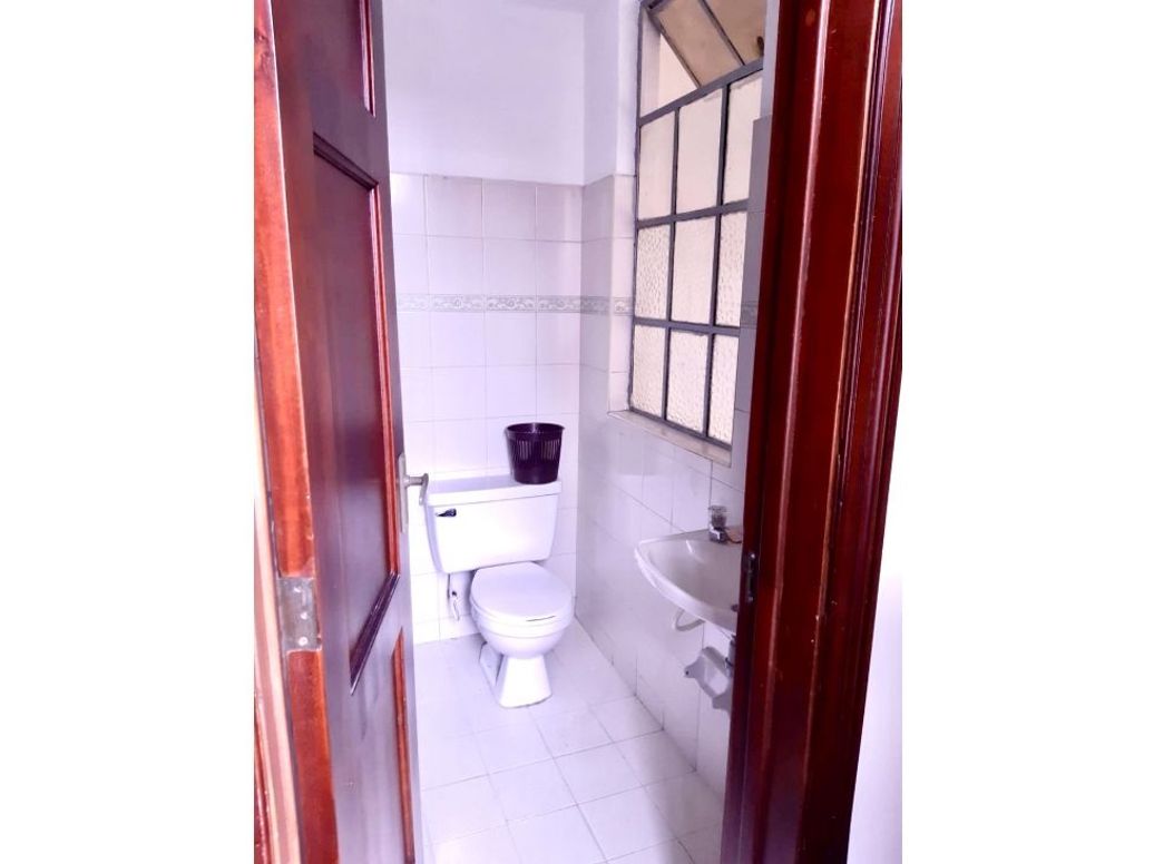 Casa de 7 alcobas en venta en Teusaquillo, Bogotá, 641 m² · foto 12 de 20
