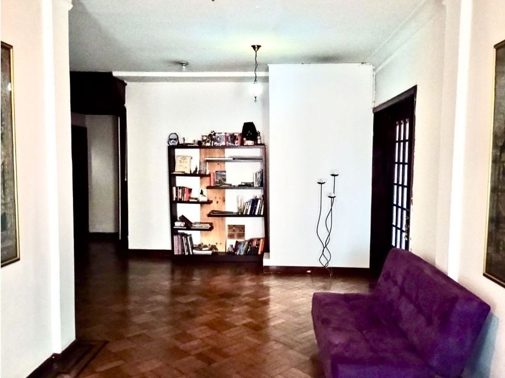 Casa de 7 alcobas en venta en Teusaquillo, Bogotá, 641 m² · foto 14 de 20