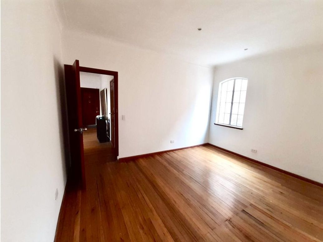 Casa de 7 alcobas en venta en Teusaquillo, Bogotá, 641 m² · foto 20 de 20