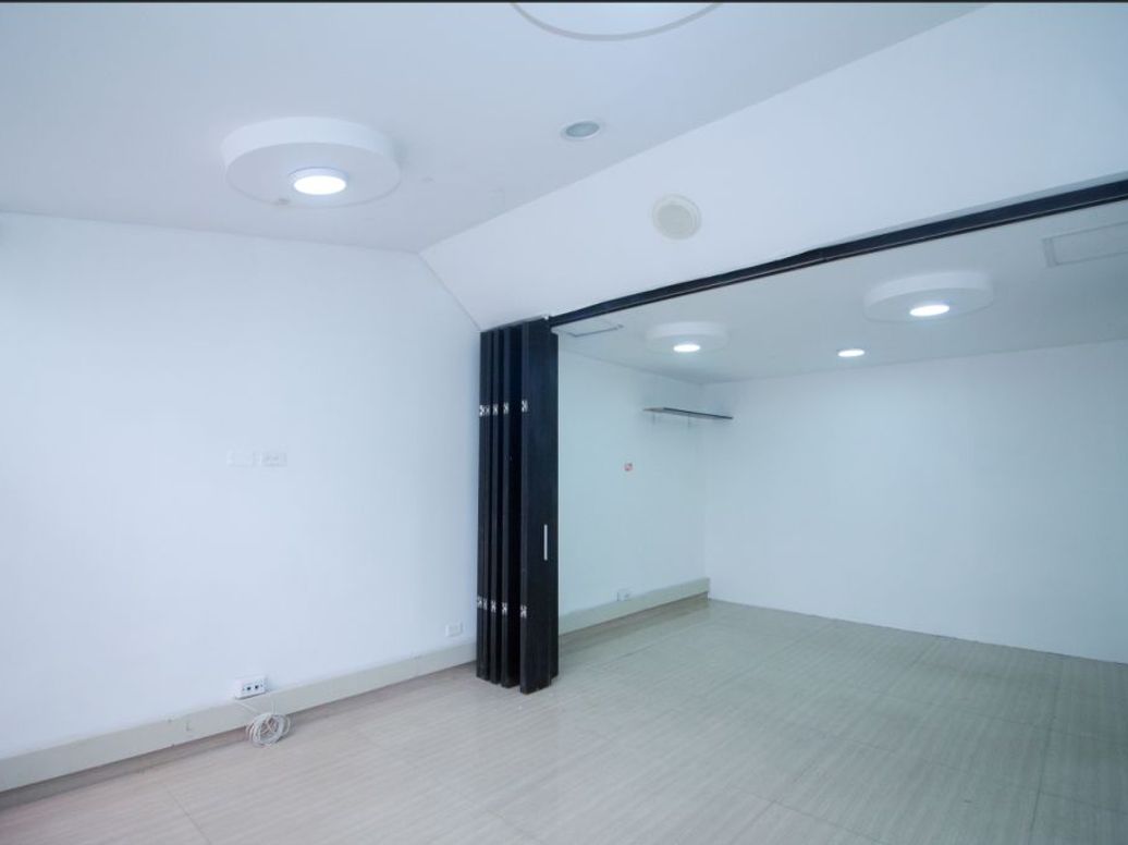 Casa de 8 alcobas en arriendo en Los Andes, Bogotá, 260 m² · foto 6 de 20