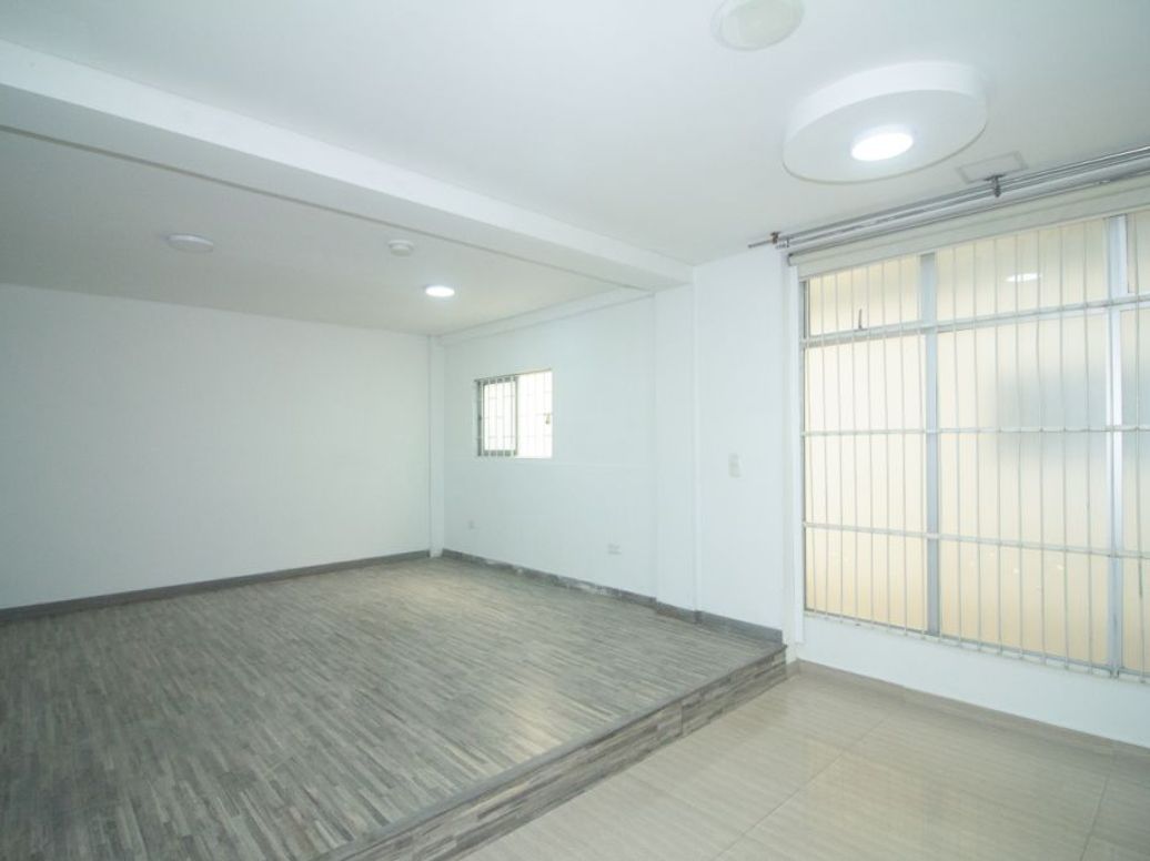 Casa de 8 alcobas en arriendo en Los Andes, Bogotá, 260 m² · foto 14 de 20