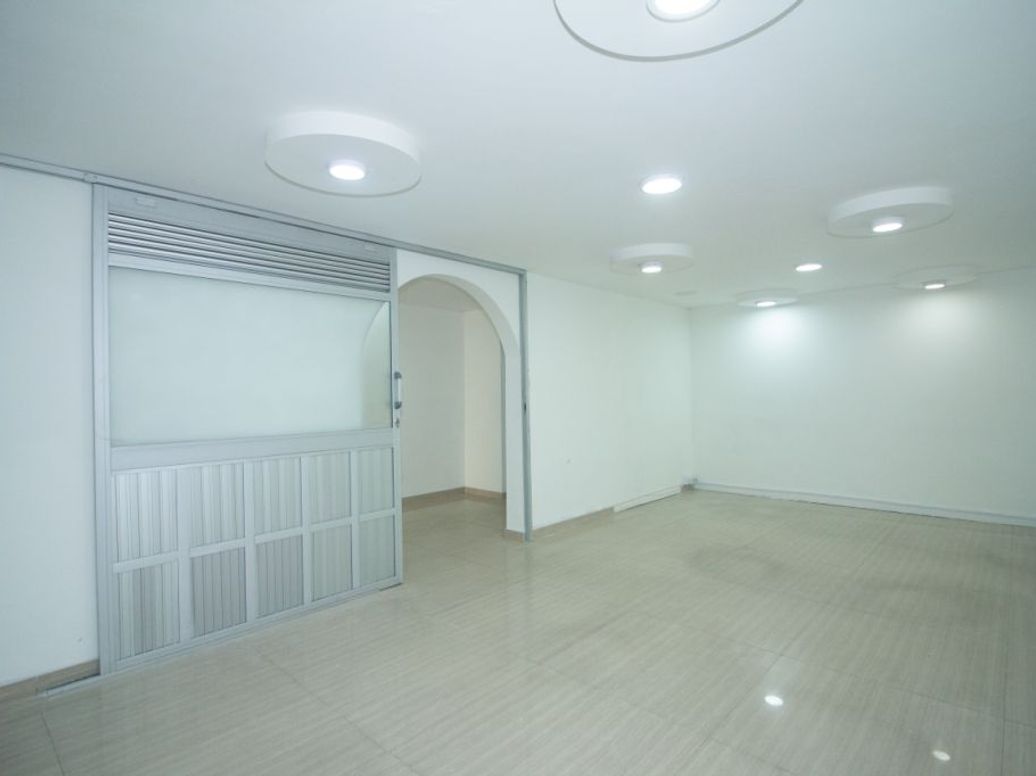 Casa de 8 alcobas en arriendo en Los Andes, Bogotá, 260 m² · foto 12 de 20