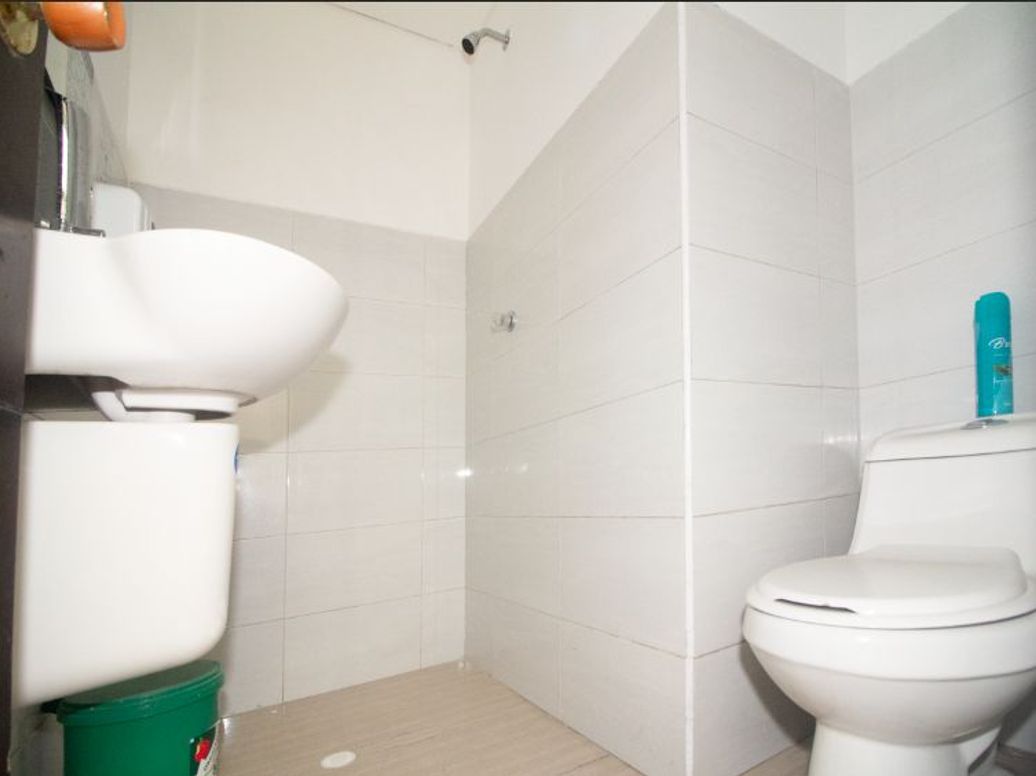 Casa de 8 alcobas en arriendo en Los Andes, Bogotá, 260 m² · foto 18 de 20