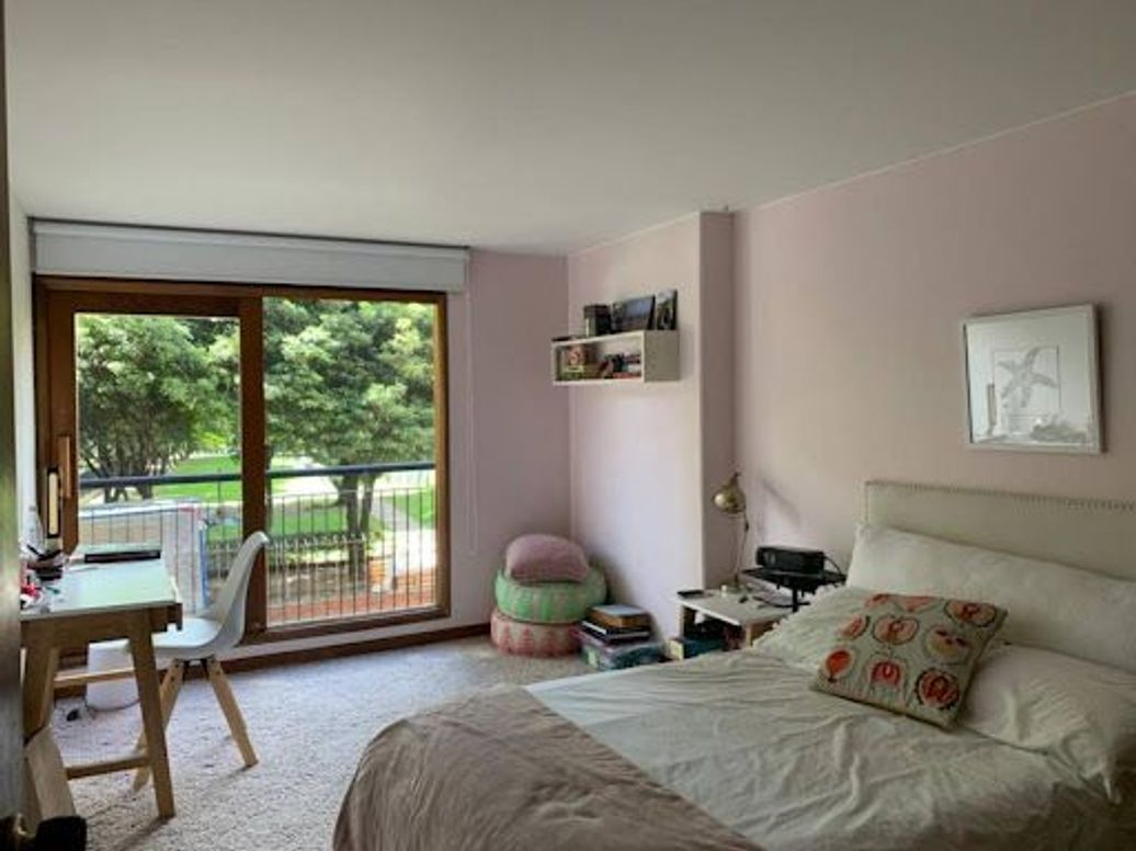 Apartamento de 3 alcobas en venta en Santa Barbara Central, Bogotá, 265 m² · foto 15 de 20