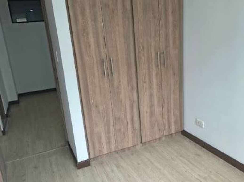 Apartamento de 2 alcobas en venta en Libertador, Bogotá, 49 m² · foto 11 de 13