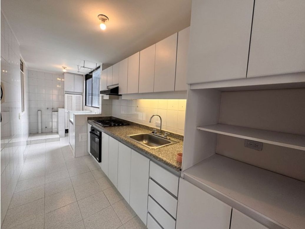 Apartamento de 4 alcobas en venta en Salitre Greco, Bogotá, 112 m² · foto 7 de 18