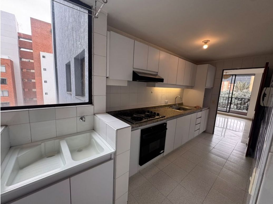 Apartamento de 4 alcobas en venta en Salitre Greco, Bogotá, 112 m² · foto 8 de 18