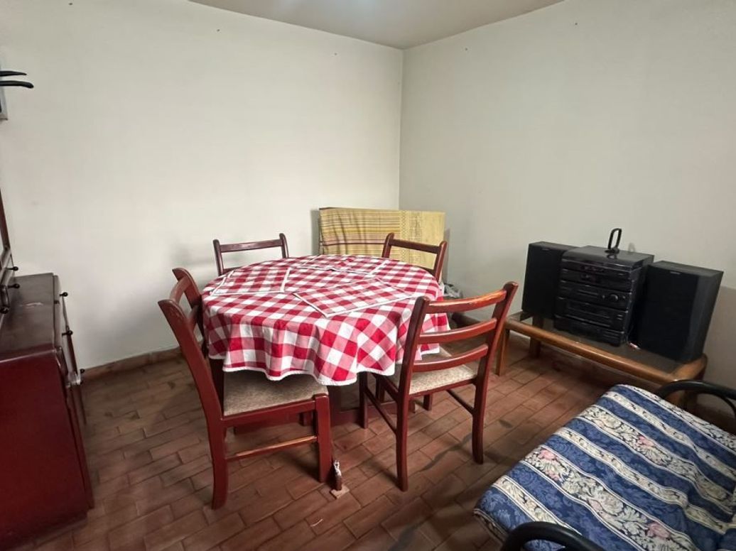 Casa de 6 alcobas en venta en San Joaquín, Bogotá, 334 m² · foto 18 de 20
