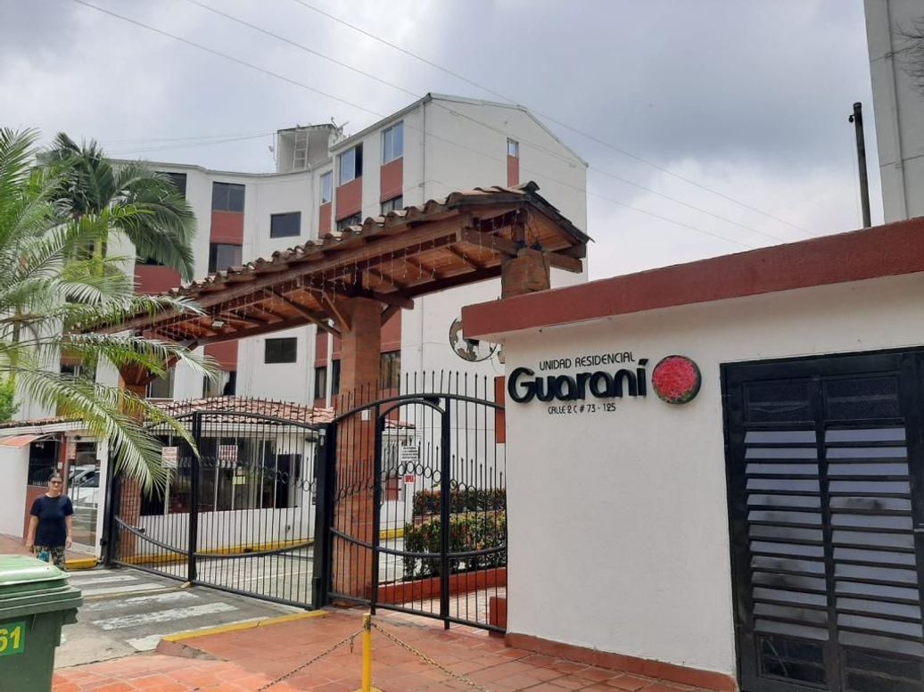 APARTAMENTO EN ARRIENDO en Alferez Real